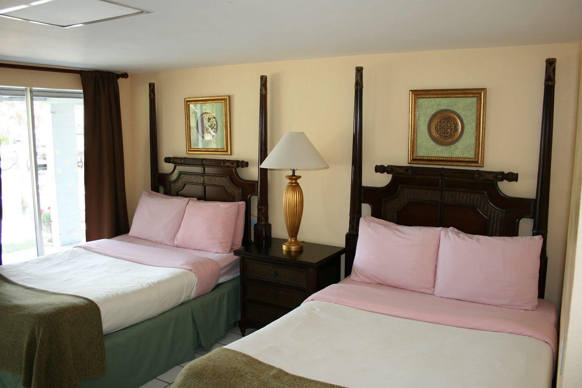 Hidden Harbor Suites Fort Myers Beach Zewnętrze zdjęcie