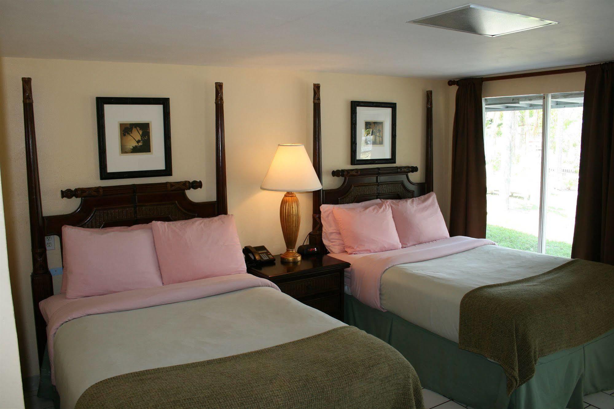 Hidden Harbor Suites Fort Myers Beach Zewnętrze zdjęcie