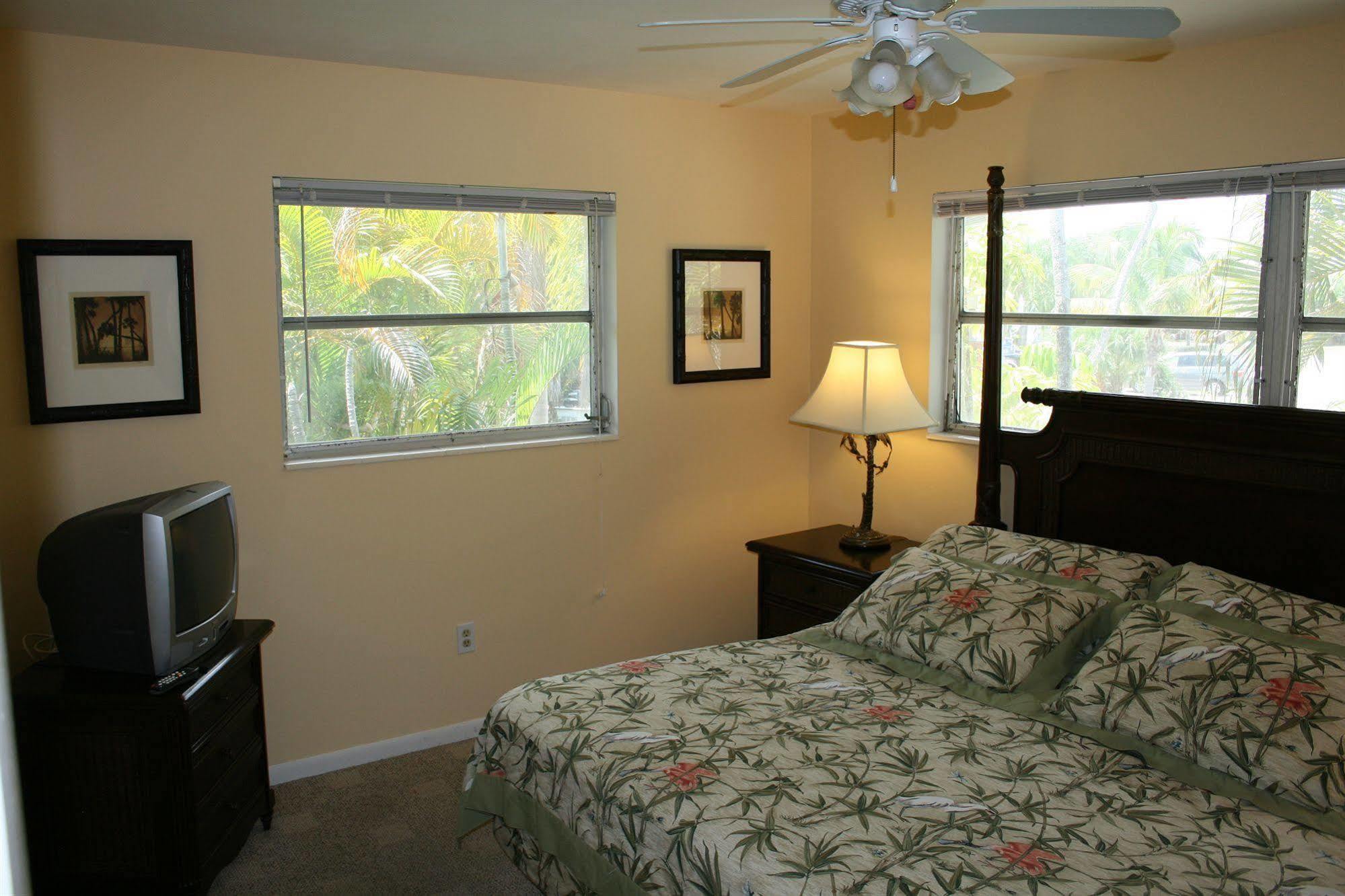 Hidden Harbor Suites Fort Myers Beach Zewnętrze zdjęcie